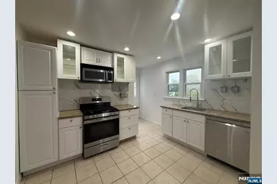 132 Heatherhill Road, Cresskill, NJ 07626 - Photo 13