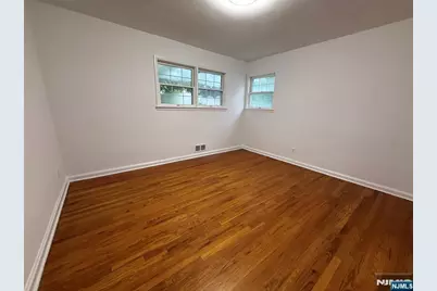 132 Heatherhill Road, Cresskill, NJ 07626 - Photo 5