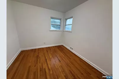132 Heatherhill Road, Cresskill, NJ 07626 - Photo 7