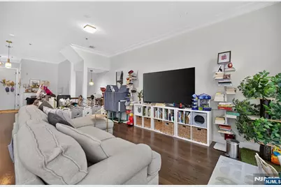 1600 Kaufer Lane 12 #12, Fort Lee, NJ 07024 - Photo 5