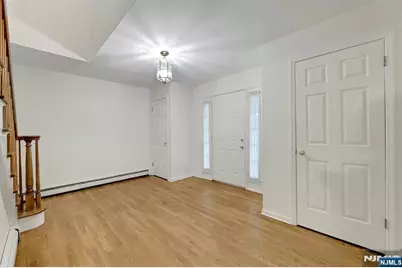 2 Rogers Court, Midland Park, NJ 07432 - Photo 5