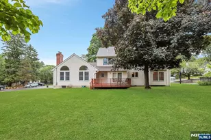 2 Rogers Ct, Midland Park, NJ 07432 - Photo 13