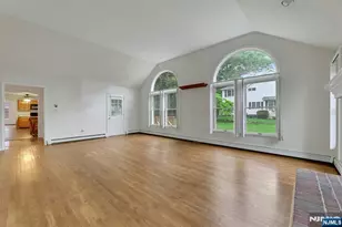 2 Rogers Ct, Midland Park, NJ 07432 - Photo 7