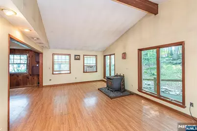 197 Snake Den Road, Wanaque, NJ 07465 - Photo 5
