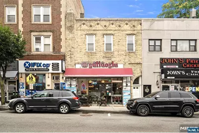 611 Anderson Avenue, Cliffside Park, NJ 07010 - Photo 1