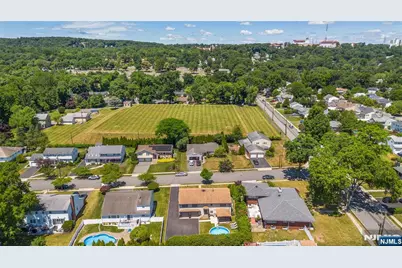 15 Aka 15 Bogert Place, Clifton, NJ 07013 - Photo 33