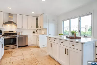 15 Aka 15 Bogert Place, Clifton, NJ 07013 - Photo 9