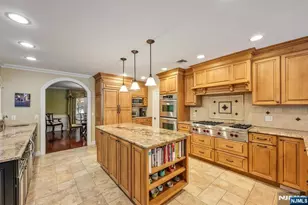 330 Airmount Ave, Ramsey, NJ 07446 - Photo 9