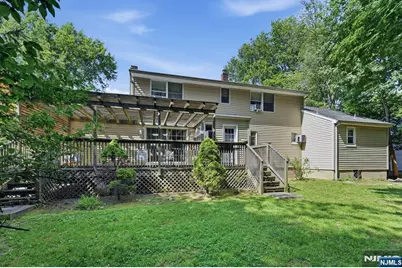 288 Montana Street, Paramus, NJ 07652 - Photo 21