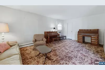 288 Montana Street, Paramus, NJ 07652 - Photo 9