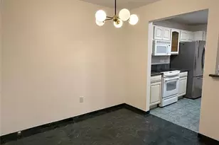 18 Garden Pl 242, Edgewater, NJ 07020 - Photo 3