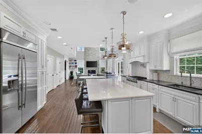 80 Holland Avenue, Demarest, NJ 07627 - Photo 9