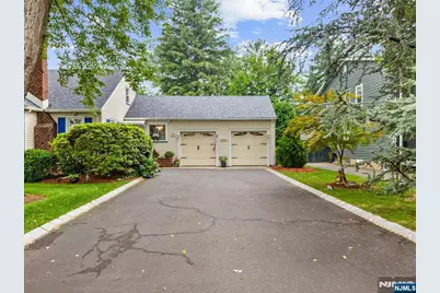 55 Chestnut Street, Hillsdale, NJ 07642 - Photo 39