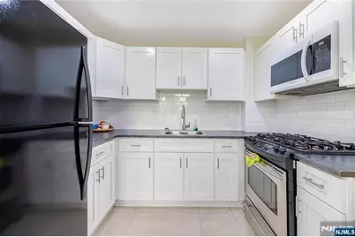 1083-1085 Magnolia Avenue, Elizabeth, NJ 07201 - Photo 11