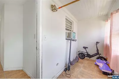 1083-1085 Magnolia Avenue, Elizabeth, NJ 07201 - Photo 17
