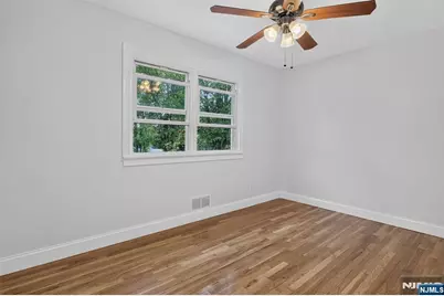 670 John Street, Teaneck Township, NJ 07666 - Photo 23