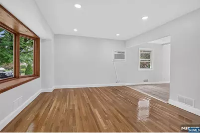 670 John Street, Teaneck Township, NJ 07666 - Photo 5