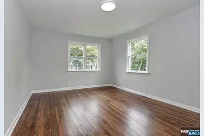 72 Ridgewald Avenue, Waldwick, NJ 07463 - Photo 3
