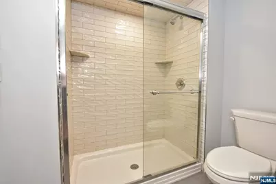 72 Ridgewald Avenue, Waldwick, NJ 07463 - Photo 19
