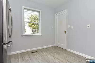 72 Ridgewald Avenue, Waldwick, NJ 07463 - Photo 11