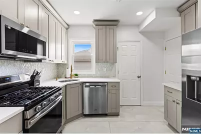 83 S Prospect Avenue, Hackensack, NJ 07601 - Photo 13