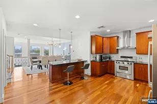 7 Oakdene Terrace 7, Edgewater, NJ 07020 - Photo 15