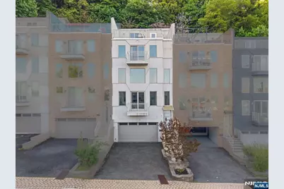 7 Oakdene Terrace 7 #7, Edgewater, NJ 07020 - Photo 27