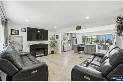 23 Moore Road, West Milford, NJ 07480 - Photo 7