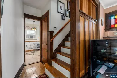 217 Mountain Way, Rutherford, NJ 07070 - Photo 15