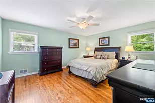 211 Park Ave, Emerson, NJ 07630 - Photo 17