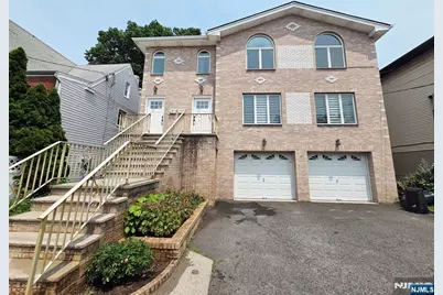 31 Marion Avenue 2 #2, Cliffside Park, NJ 07010 - Photo 1