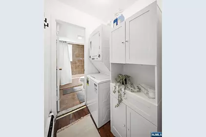 174 Clay Street 1 #1, Hackensack, NJ 07601 - Photo 9