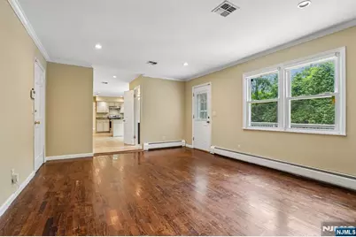 39 Maple Avenue, Demarest, NJ 07627 - Photo 9
