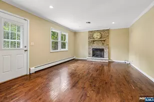 39 Maple Ave, Demarest, NJ 07627 - Photo 7