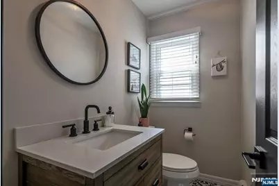 44 Pavonia Avenue, Emerson, NJ 07630 - Photo 21