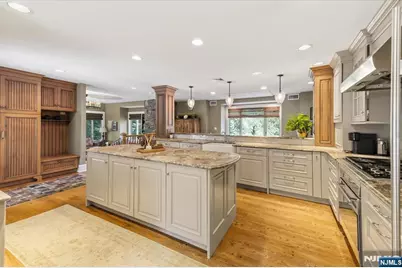 508 Summit Avenue, Oradell, NJ 07649 - Photo 15