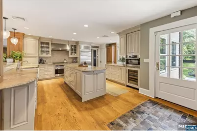 508 Summit Avenue, Oradell, NJ 07649 - Photo 13