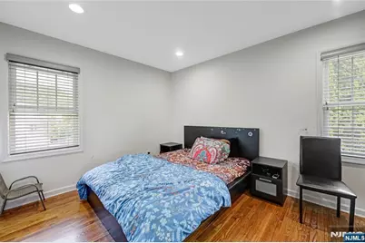 122 Village Circle West, Paramus, NJ 07652 - Photo 9