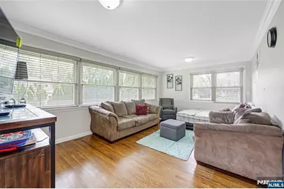 122 Village Circle West, Paramus, NJ 07652 - Photo 7