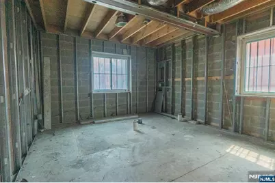 840-842 Clinton Avenue, Newark, NJ 07108 - Photo 31
