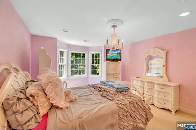 206 Van Buren Drive, Paramus, NJ 07652 - Photo 41