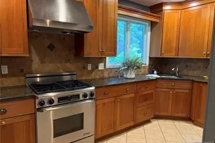 37 Columbus Ave, Harrington Park, NJ 07640 - Photo 9