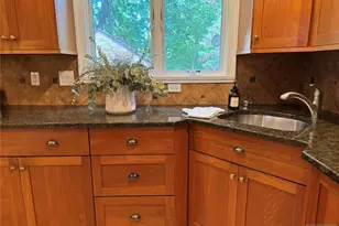37 Columbus Ave, Harrington Park, NJ 07640 - Photo 9