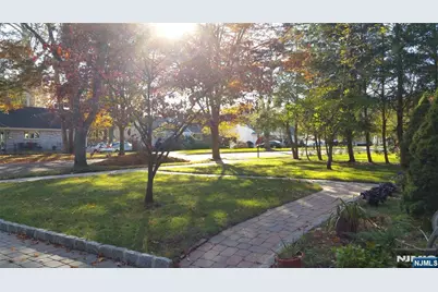 239 Mulberry Place, Ridgewood, NJ 07450 - Photo 9