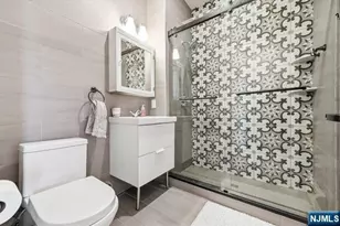 142 Charles Street 403, Jersey City, NJ 07307 - Photo 17