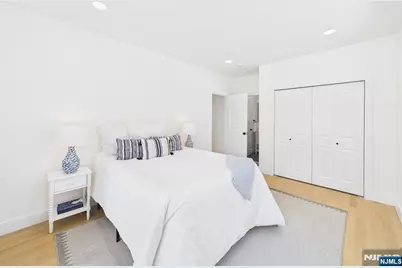 64 Graham Place, Teaneck Township, NJ 07666 - Photo 13