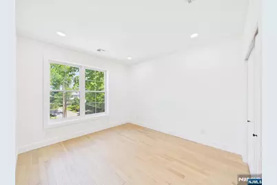 64 Graham Place, Teaneck Township, NJ 07666 - Photo 23