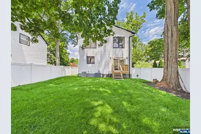 64 Graham Place, Teaneck Township, NJ 07666 - Photo 31