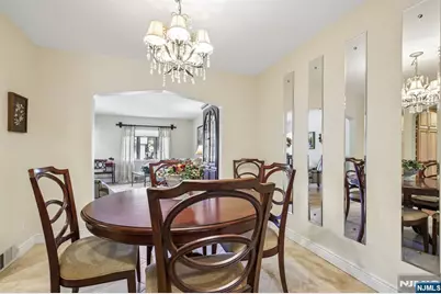 292 Gorden Drive, Paramus, NJ 07652 - Photo 25