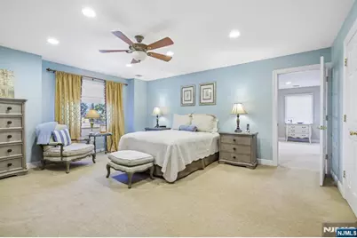 292 Gorden Drive, Paramus, NJ 07652 - Photo 33